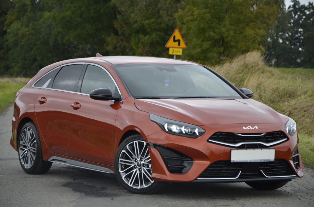 KIA ProCeed
