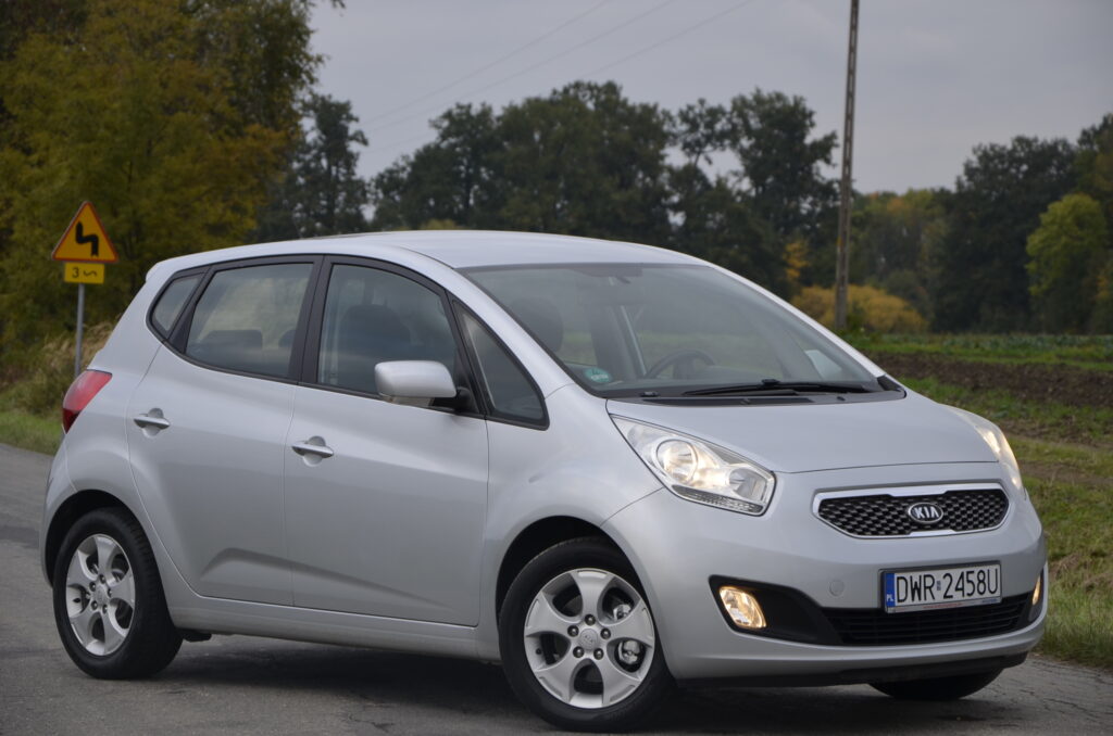 KIA VENGA